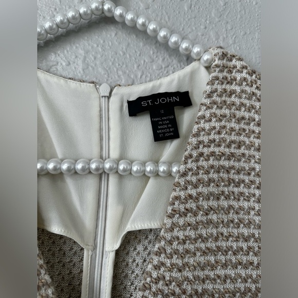 St. John Sleeveless Tweed Cream Color Dress Size L (12) - Picture 4 of 13
